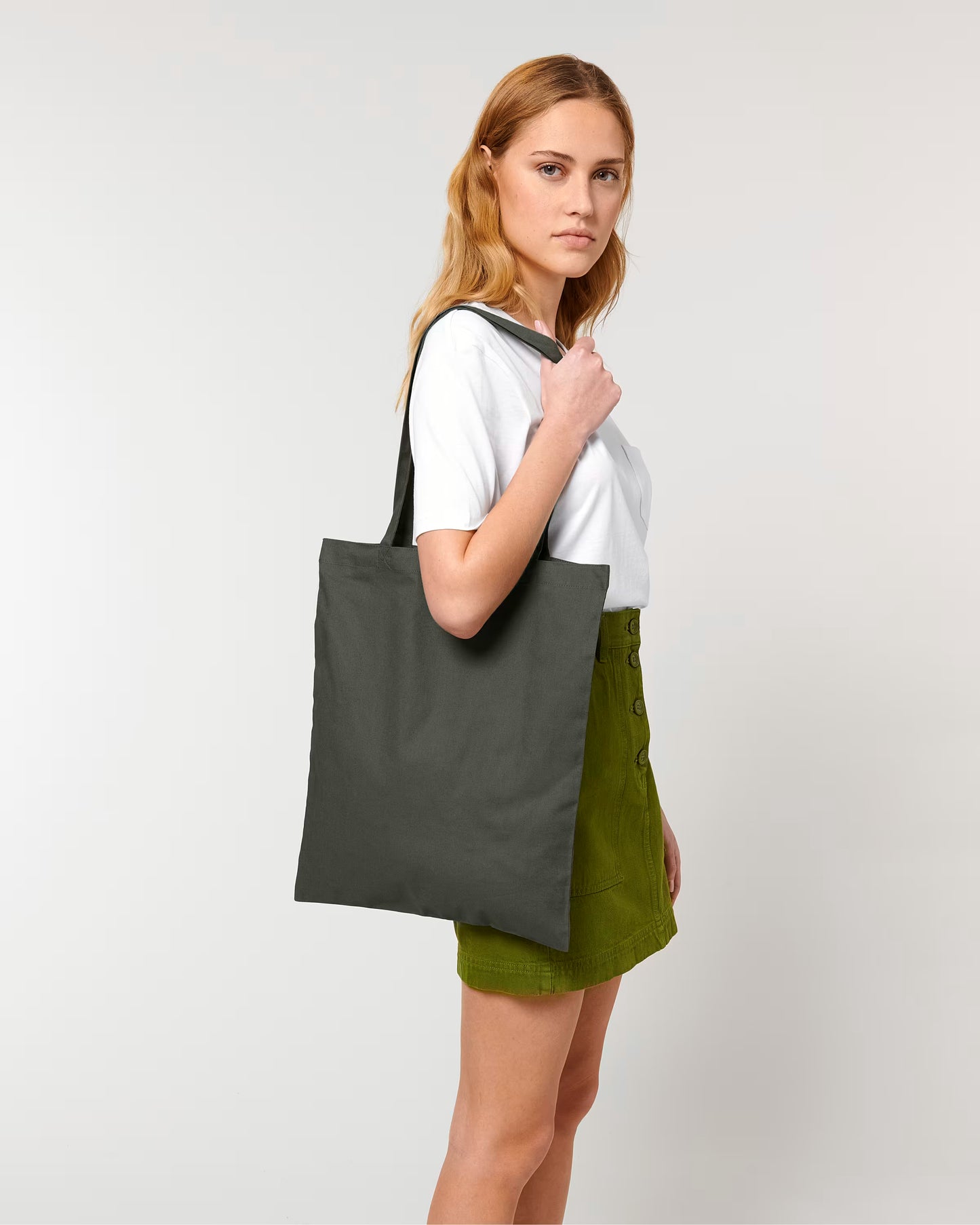 Light tote bag