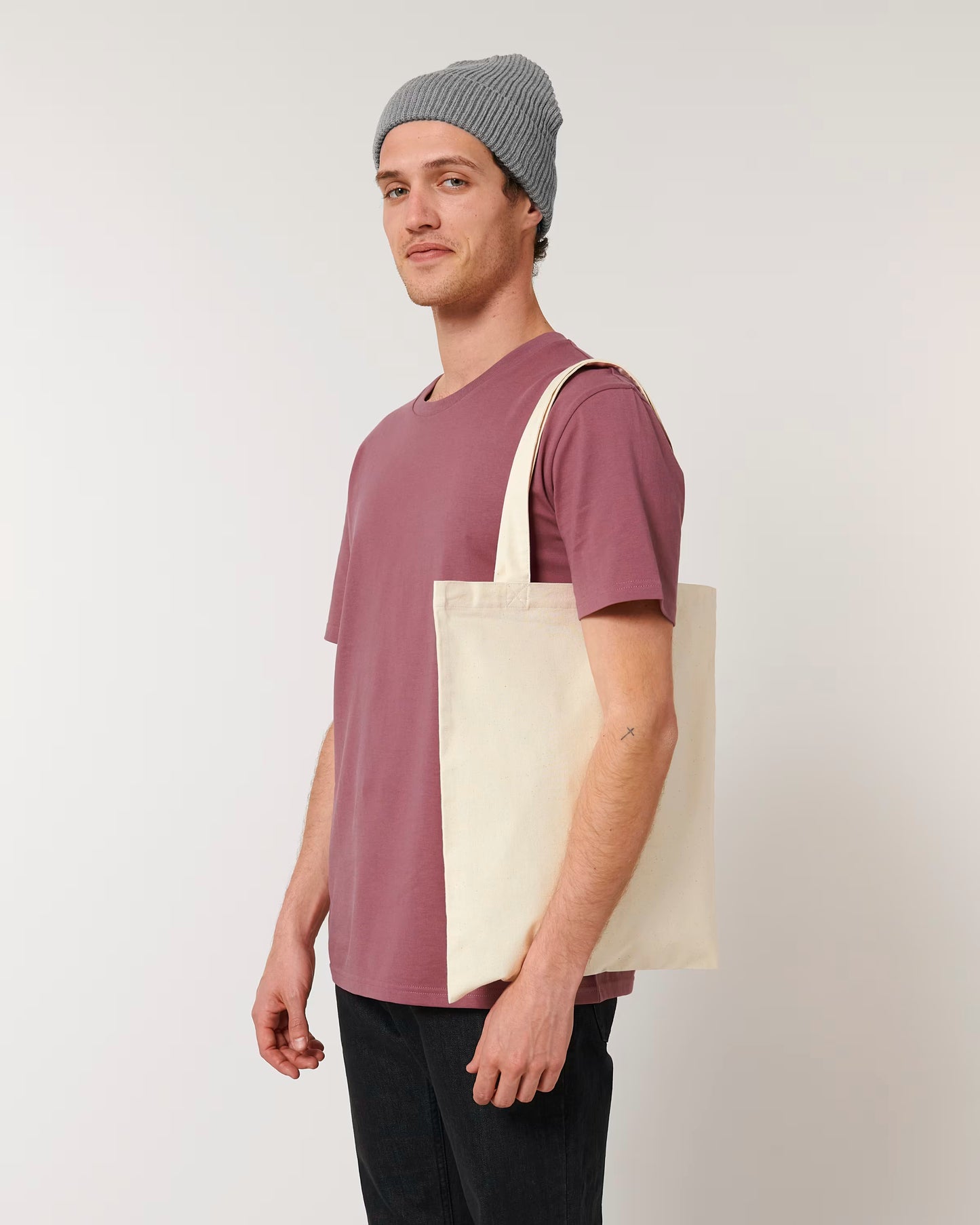 Light tote bag